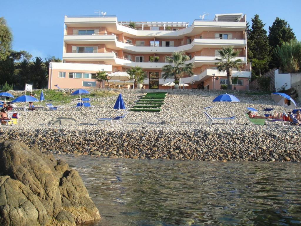 La Scogliera Blu Hotel apartamentowy *